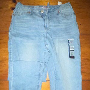 No Boundaries Skinny Jeans